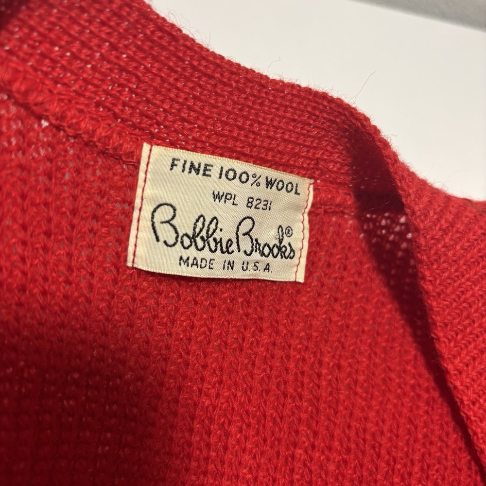 Vintage Bobbie Brooks Red 100% Wool Fuzzy Knit Button Front V-Neck Vest USA Made - Picture 6 of 10